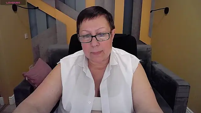 Snapshot of BarbaraTurners chatting on January 11, 2025, 3:34 am BarbaraTurners online show from January 11, 2025, 3:34 am