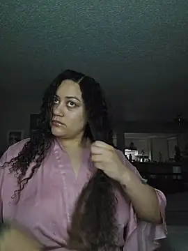 honeeyyy pot online show from November 17, 2025, 7:03 am