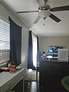 Snapshot of honeeyyy_pot chatting on February 9, 2026, 11:09 pm honeeyyy pot online show from February 9, 2026, 11:09 pm