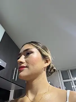 Arianavillada online show from June 12, 2026, 3:49 am