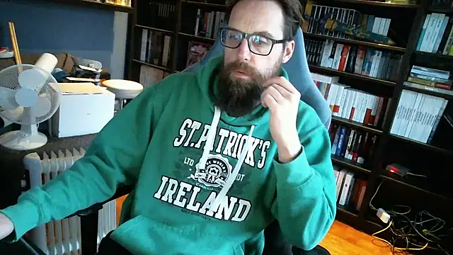 Snapshot of MeSteff chatting on January 19, 2025, 3:32 pm MeSteff online show from January 19, 2025, 3:32 pm