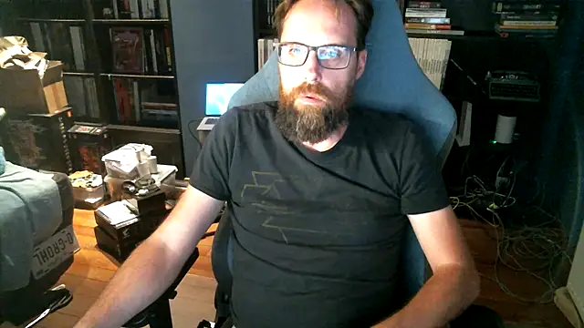 Snapshot of MeSteff chatting on September 10, 2025, 6:41 pm MeSteff online show from September 10, 2025, 6:41 pm