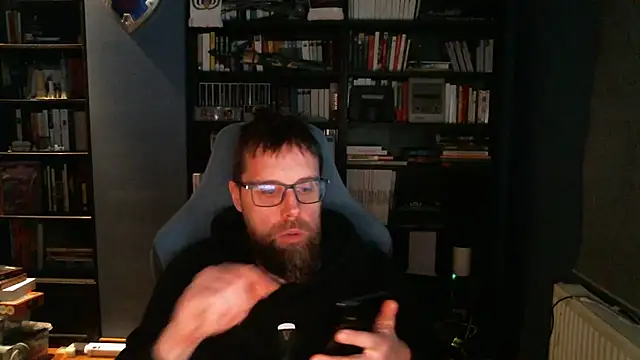 Snapshot of MeSteff chatting on January 10, 2026, 5:37 pm MeSteff online show from January 10, 2026, 5:37 pm