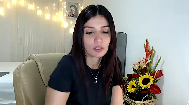 Snapshot of ZajiraShane chatting on December 10, 2024, 10:38 am ZajiraShane online show from December 10, 2024, 10:38 am