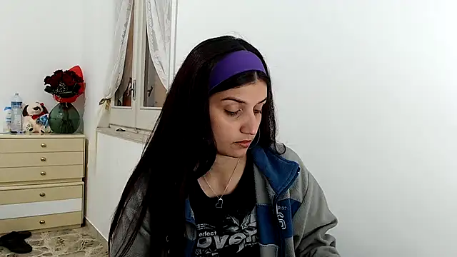 Snapshot of ZajiraShane chatting on January 18, 2026, 10:13 pm ZajiraShane online show from January 18, 2026, 10:13 pm
