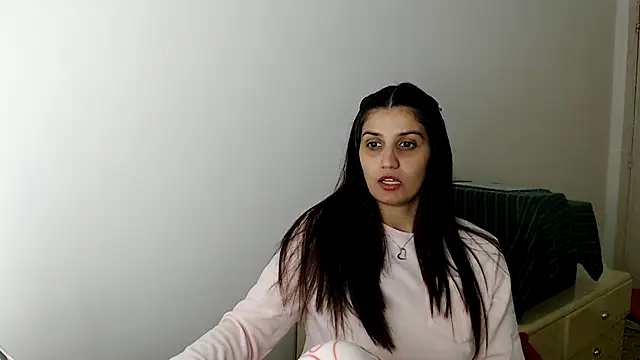 Snapshot of ZajiraShane chatting on February 3, 2026, 8:47 pm ZajiraShane online show from February 3, 2026, 8:47 pm