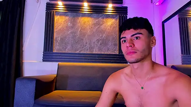 Snapshot of liam_genner_ chatting on November 8, 2025, 7:56 pm liam genner online show from November 8, 2025, 7:56 pm