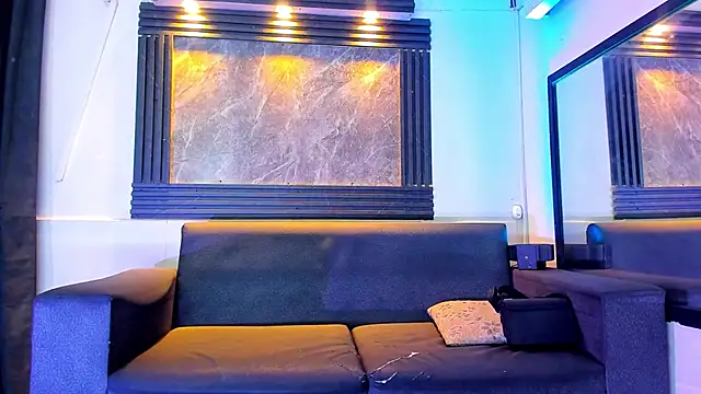 Snapshot of liam_genner_ chatting on November 28, 2025, 8:22 pm liam genner online show from November 28, 2025, 8:22 pm