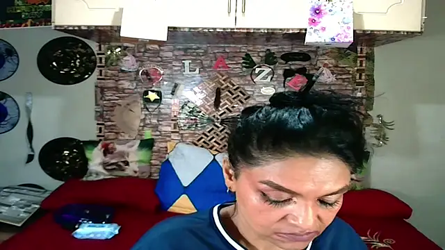 Indian Blaze00 online show from October 18, 2025, 12:13 am