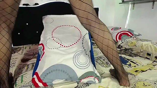 mia sweet 55 online show from January 13, 2025, 3:04 pm