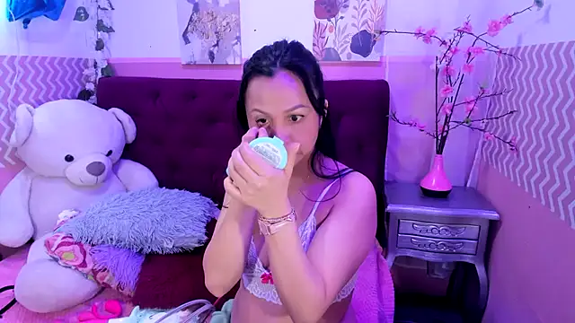 Snapshot of candysmitxxx chatting on October 28, 2025, 2:48 am candysmitxxx online show from October 28, 2025, 2:48 am