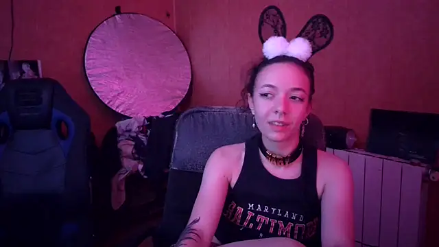 Snapshot of Lia_Y_PatrickX chatting on December 9, 2024, 12:45 am Lia Y PatrickX online show from December 9, 2024, 12:45 am