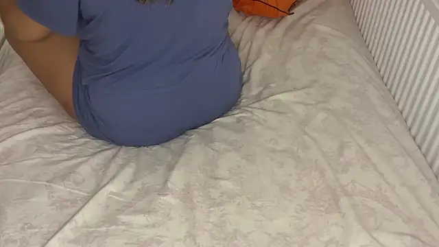 Snapshot of Ceyceys chatting on November 23, 2025, 11:21 am Ceyceys online show from November 23, 2025, 11:21 am