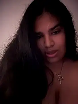 Snapshot of Badkittykim chatting on February 17, 2026, 11:44 pm Badkittykim online show from February 17, 2026, 11:44 pm