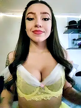 Snapshot of Paudelatorre chatting on March 21, 2026, 8:45 pm Paudelatorre online show from March 21, 2026, 8:45 pm