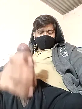 Snapshot of Pussy_lover_33 chatting on January 11, 2026, 4:39 am Pussy lover 33 online show from January 11, 2026, 4:39 am