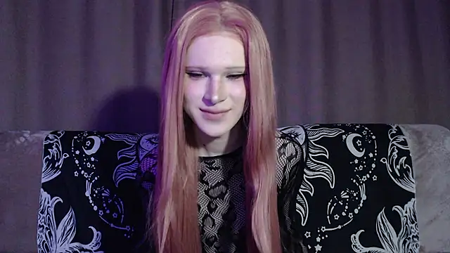 Snapshot of Sexpired_Princess chatting on February 21, 2026, 4:24 am Sexpired Princess online show from February 21, 2026, 4:24 am