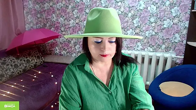 Julia-ru online show from November 16, 2025, 8:58 pm