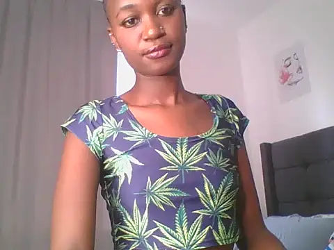 Snapshot of MissLilly1 chatting on January 14, 2026, 6:19 am MissLilly1 online show from January 14, 2026, 6:19 am