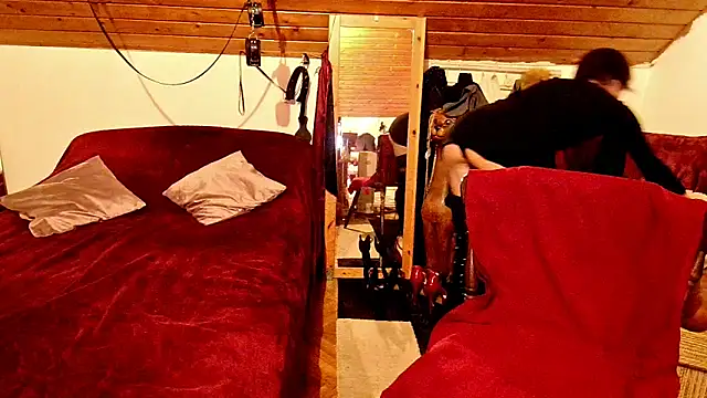 Snapshot of Hot_Colettte chatting on January 9, 2026, 12:02 am Hot Colettte online show from January 9, 2026, 12:02 am