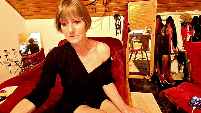 Hot Colettte online show from May 29, 2026, 7:56 pm