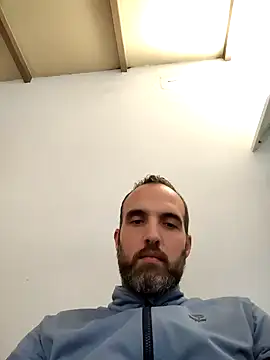 Snapshot of leon3875 chatting on March 12, 2025, 3:29 pm leon3875 online show from March 12, 2025, 3:29 pm