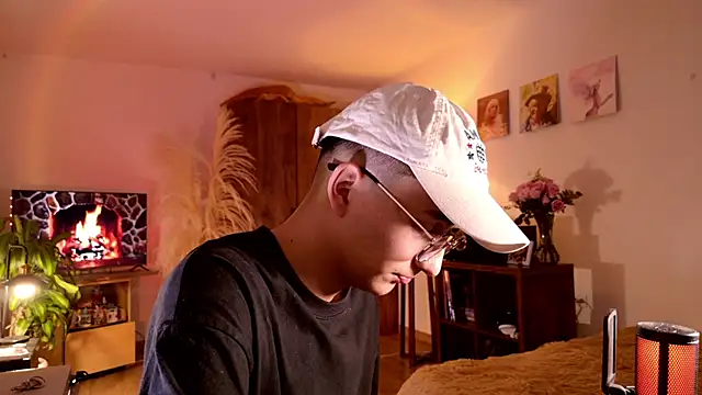 Mr evan1 online show from October 4, 2025, 1:31 pm