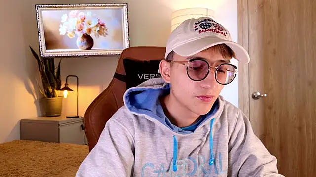 Mr evan1 online show from November 12, 2025, 2:50 pm