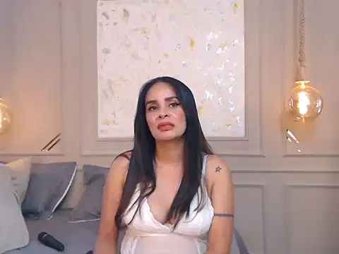 Snapshot of Alishak chatting on October 14, 2025, 9:48 pm Alishak online show from October 14, 2025, 9:48 pm