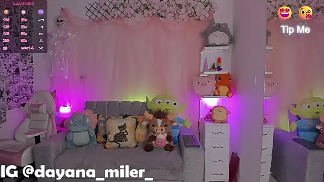  dayana miler online show from October 29, 2025, 1:57 pm