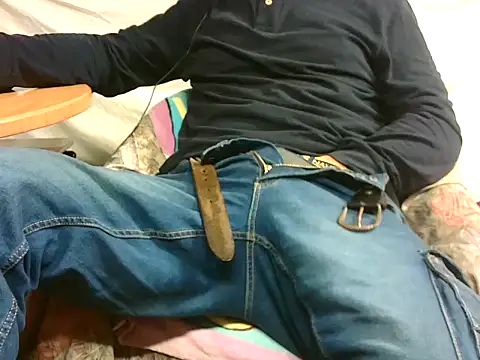 Giulio35 Pika online show from October 31, 2025, 6:14 am