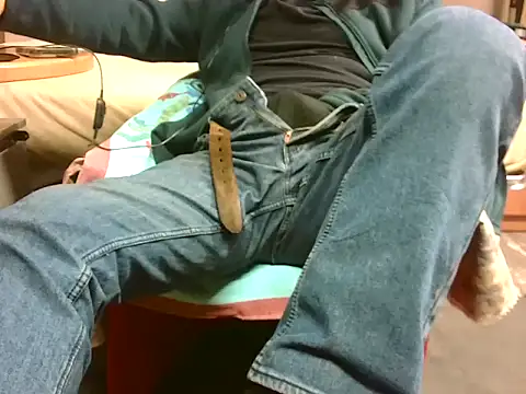 Snapshot of Giulio35_Pika chatting on January 10, 2026, 6:31 pm Giulio35 Pika online show from January 10, 2026, 6:31 pm