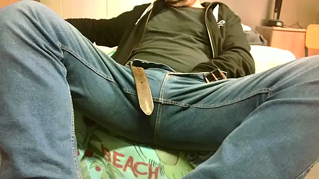 Snapshot of Giulio35_Pika chatting on February 14, 2026, 6:21 am Giulio35 Pika online show from February 14, 2026, 6:21 am