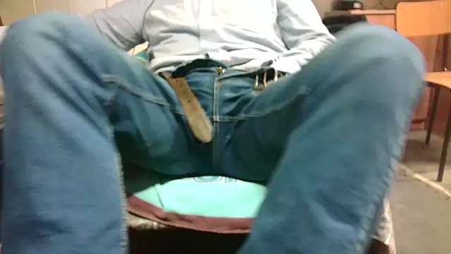 Snapshot of Giulio35_Pika chatting on February 19, 2026, 4:14 pm Giulio35 Pika online show from February 19, 2026, 4:14 pm