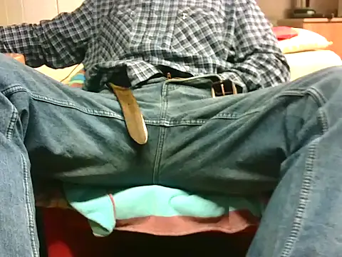 Snapshot of Giulio35_Pika chatting on February 28, 2026, 5:19 am Giulio35 Pika online show from February 28, 2026, 5:19 am