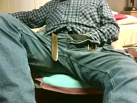 Snapshot of Giulio35_Pika chatting on March 1, 2026, 3:58 pm Giulio35 Pika online show from March 1, 2026, 3:58 pm