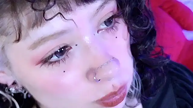 Snapshot of zephirahabney chatting on February 19, 2026, 4:14 pm zephirahabney online show from February 19, 2026, 4:14 pm