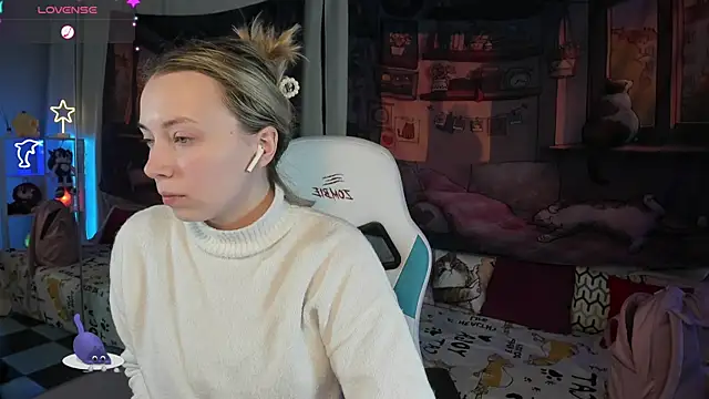 TiffanyBatson online show from January 12, 2025, 9:51 am