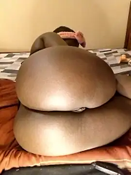 Misskhalifa  online show from February 12, 2026, 12:38 am