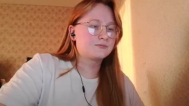 Snapshot of Anika_Lipps chatting on March 10, 2025, 3:52 pm Anika Lipps online show from March 10, 2025, 3:52 pm