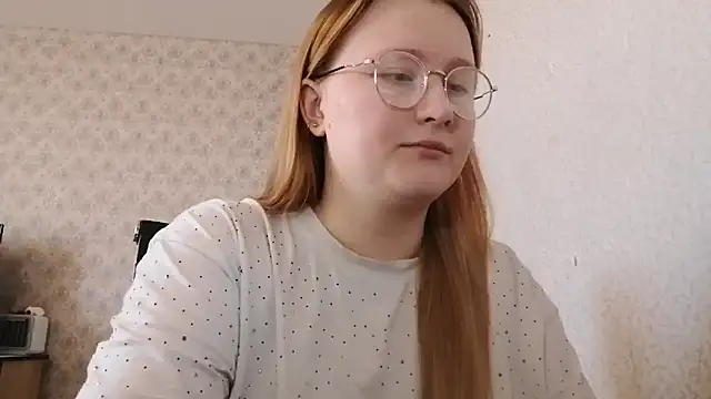 Snapshot of Anika_Lipps chatting on March 20, 2025, 9:26 am Anika Lipps online show from March 20, 2025, 9:26 am