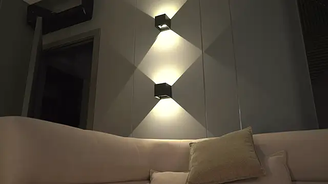 -Snowwwy- online show from March 22, 2025, 3:31 pm