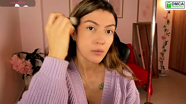 Snapshot of Lilabril chatting on January 8, 2026, 3:25 pm Lilabril online show from January 8, 2026, 3:25 pm