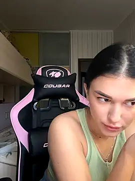 Julietta a online show from November 20, 2025, 7:30 am