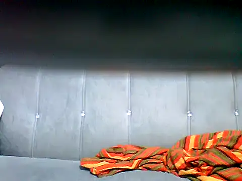 cutey-smile online show from January 13, 2025, 5:33 pm