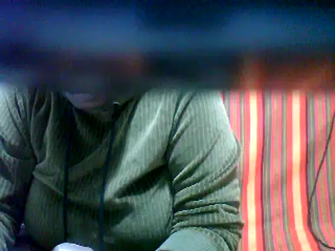 cutey-smile online show from January 28, 2025, 7:42 pm