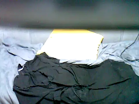 cutey-smile online show from February 21, 2025, 3:45 am