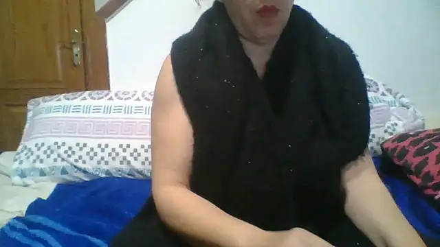 Snapshot of julietesexy80 chatting on March 11, 2026, 8:20 am julietesexy80 online show from March 11, 2026, 8:20 am