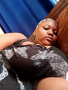 Snapshot of queennapal chatting on March 29, 2026, 8:25 am queennapal online show from March 29, 2026, 8:25 am