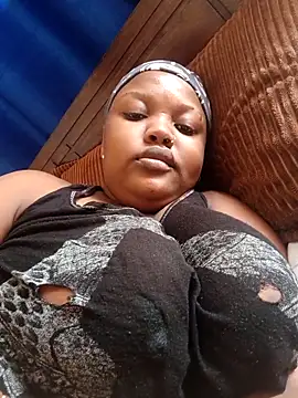 Snapshot of queennapal chatting on April 6, 2026, 4:46 am queennapal online show from April 6, 2026, 4:46 am